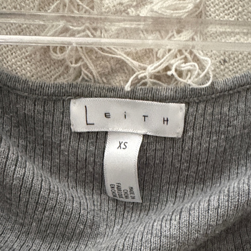 Leith Gray Ribbed Wrap Top - Picture 3 of 3